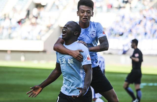  纽卡斯尔联主场完胜西汉姆联跻身前四  